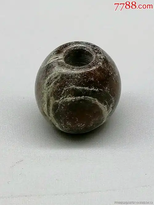 一颗红山古玉珠