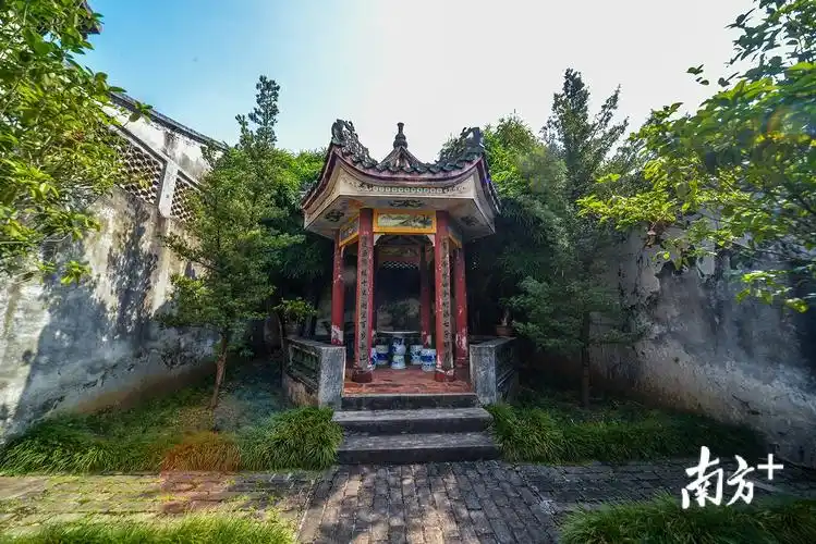 寻访梅州名人故居走近黄遵宪结庐人境心系天下支持变法感召后人