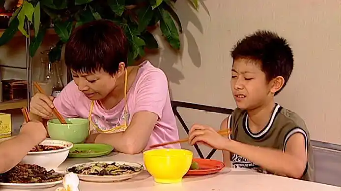 《家有儿女》精彩片段,童年的回忆,带给我们不一样的童年乐趣