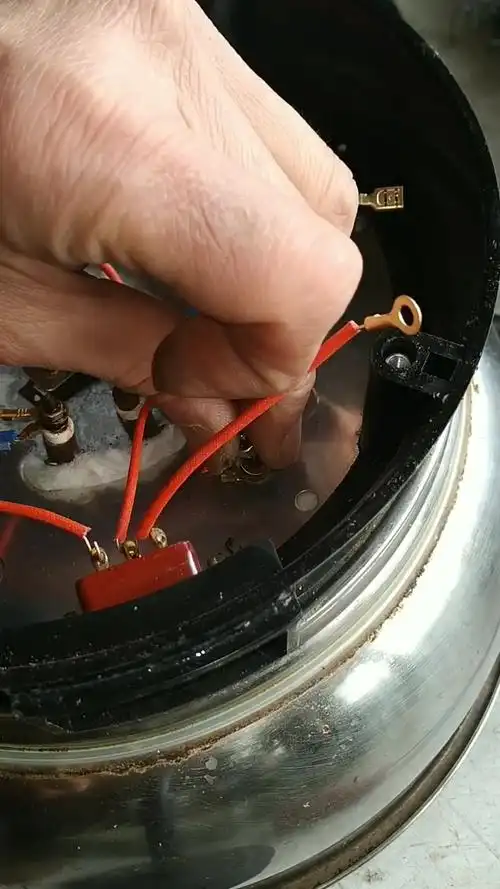 电热锅更换接电座