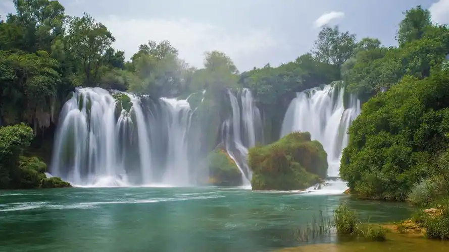 首页 自然和风景 瀑布 瀑布,树,水,雾,天空 壁纸 下载 1920x1080 全