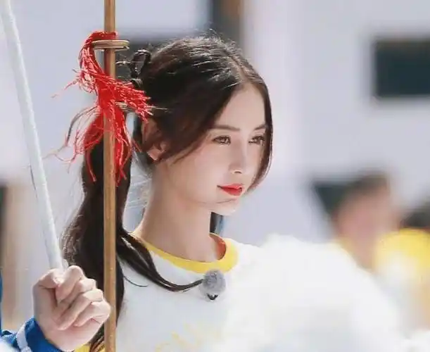 录制《跑男》九季了,杨颖终于加盟新一档节目,冲着阵容是必追了_观众