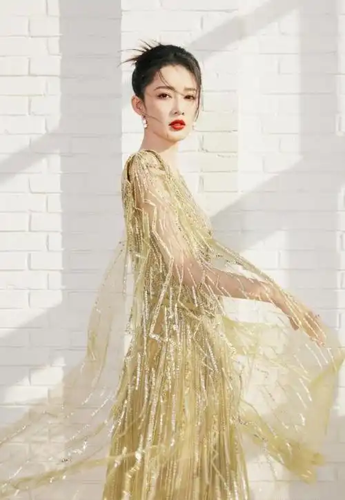 李沁鎏金点星光映成影676767