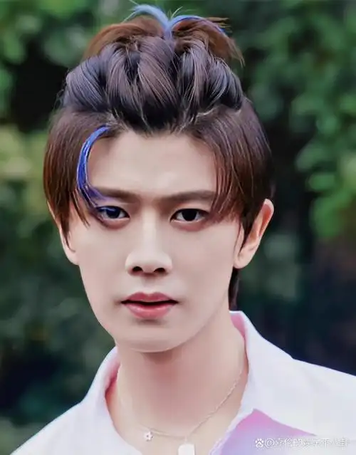 任嘉伦锦衣之下铁树开花满院飘香