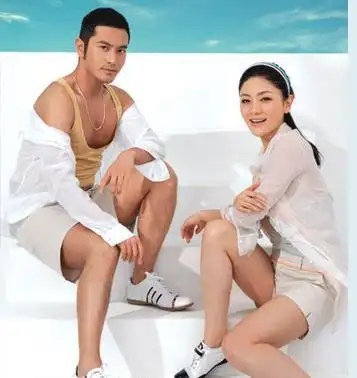 从上身测量,黄晓明比胡可高出2公分.  综合以上,黄比胡高整357_378