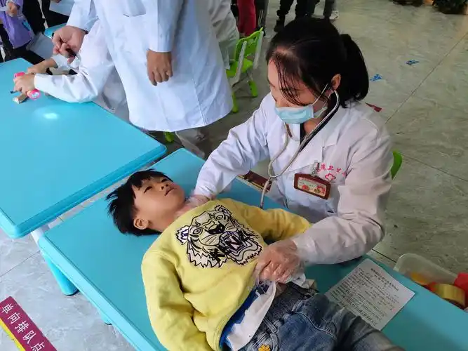 健康体检,快乐成长一一幸福宝贝幼儿园健康体检