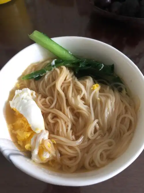 手机用户0428_ih42做的早餐面条