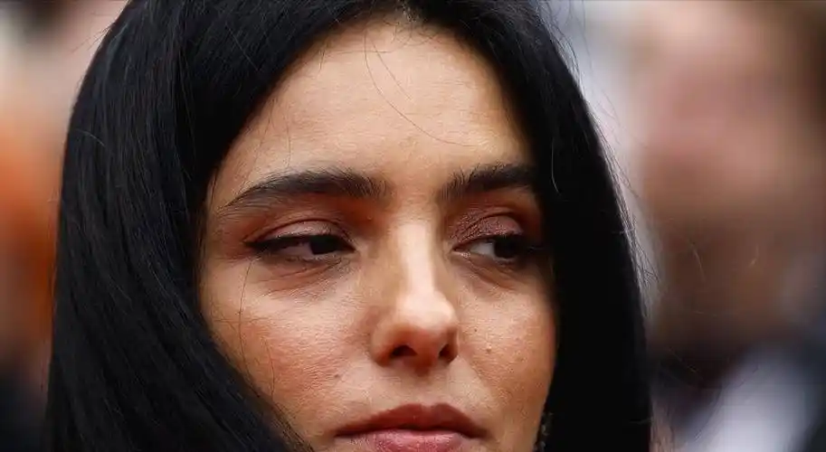 皱纹,下垂,整容脸,明星完美颜值都是假的_造型_身材_汤唯