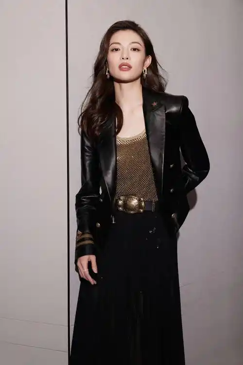 钟楚曦,侯雯元,官宣了!_微博_平台_恋情