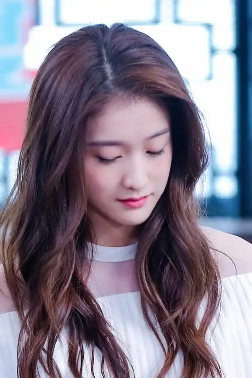 『泡沫之夏』尹夏沫♀张雪迎