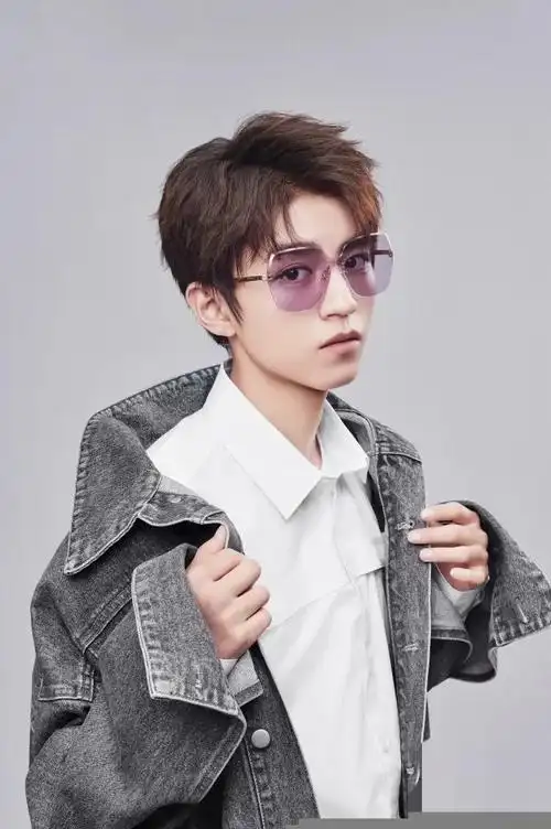 王俊凯有整过容吗,为什么要做手术暴瘦20斤