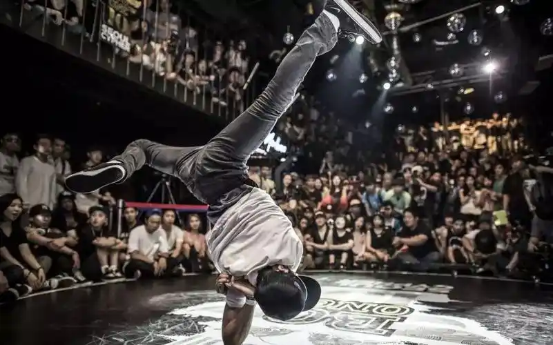 街舞成为18年大热综艺元素它能否成为下一个嘻哈爆款