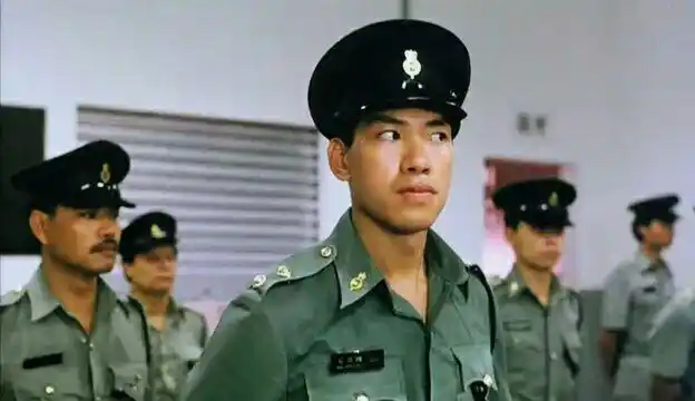 本名张耀扬,在监狱风云里饰演杀人雄令人印象深刻,与发哥同台飙戏