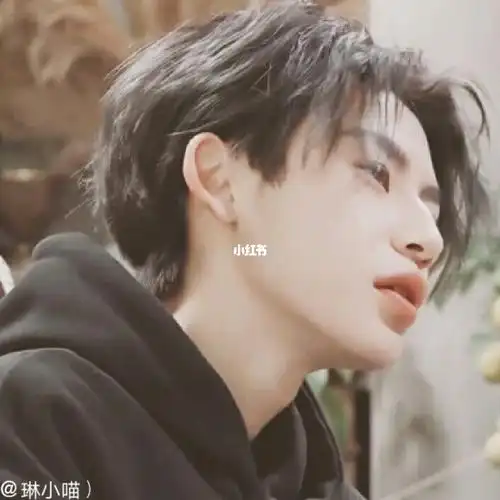 小鬼王琳凯我鬼哥真的好奶太可爱了