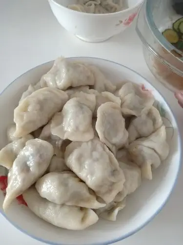 最后香喷喷的饺子就煮好了