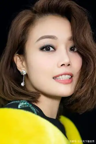 摄影师抓拍,41岁的容祖儿真年轻