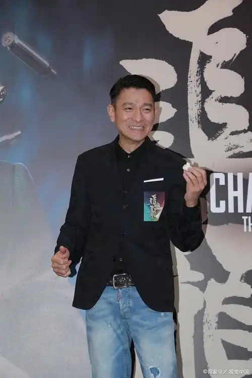 因"代言"酸菜刘德华再上热搜,一年"被代言"84次刘德华很无奈