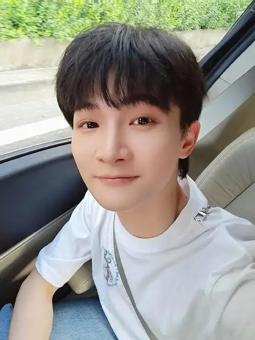 周深《奔跑吧生态篇》素颜出镜,昆明美食期待值满分!