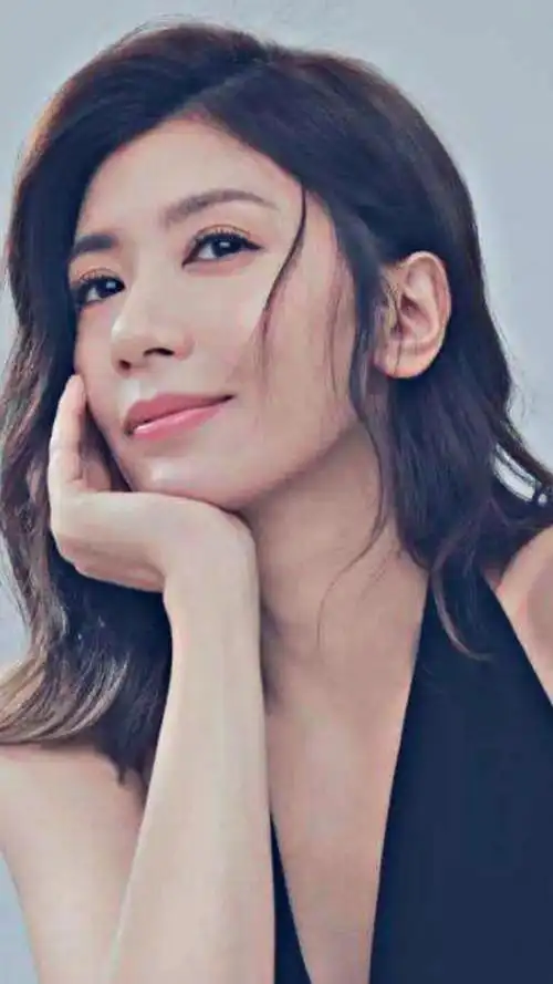 贾静雯美照,优雅迷人!_高清图集_新浪网