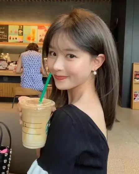 适合00后学生党的刘海发型,青春可爱的刘海造型