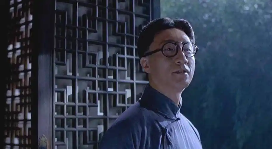 陈凯歌为何在梅兰芳中篡改历史难道他和梅兰芳真是亲戚