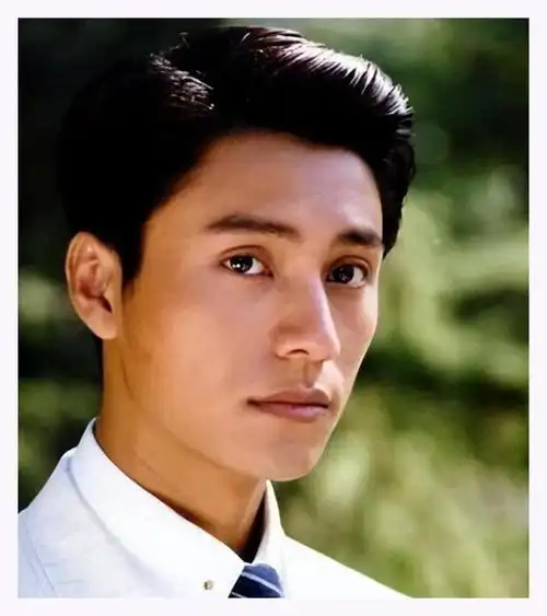 陈坤在娱乐圈的独特气质,真的无人能敌,就算网友们总说娱乐圈更新换代