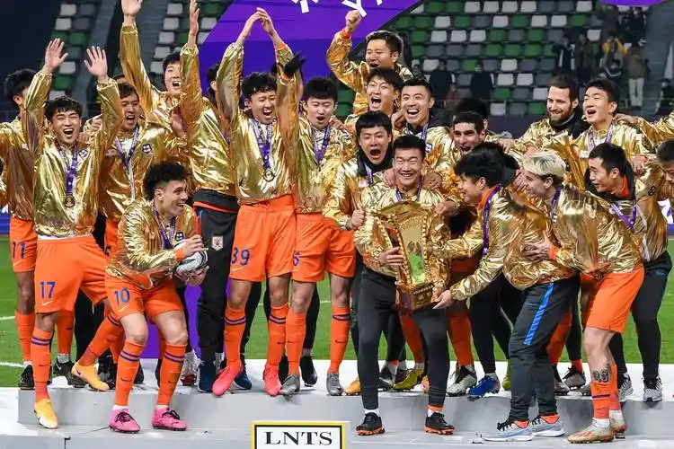 足球——足协杯:山东鲁能泰山队夺冠