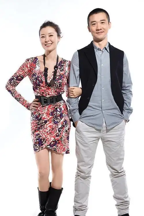 回顾耿乐:与孔琳同居和柯蓝恋爱,如今娶圈外人,他才是人间清醒