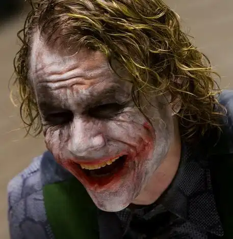 【图】小丑杰克奈皮尔图片血红大口笑哭 希斯看透世界却英年早逝