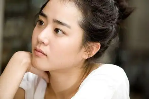 《生活中的玛丽》女主角的名字是魏玛丽,是由演员文瑾莹扮演的.