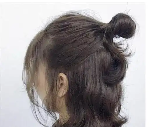 2020流行女生半扎式丸子头烫发发型 慵懒清新文艺范