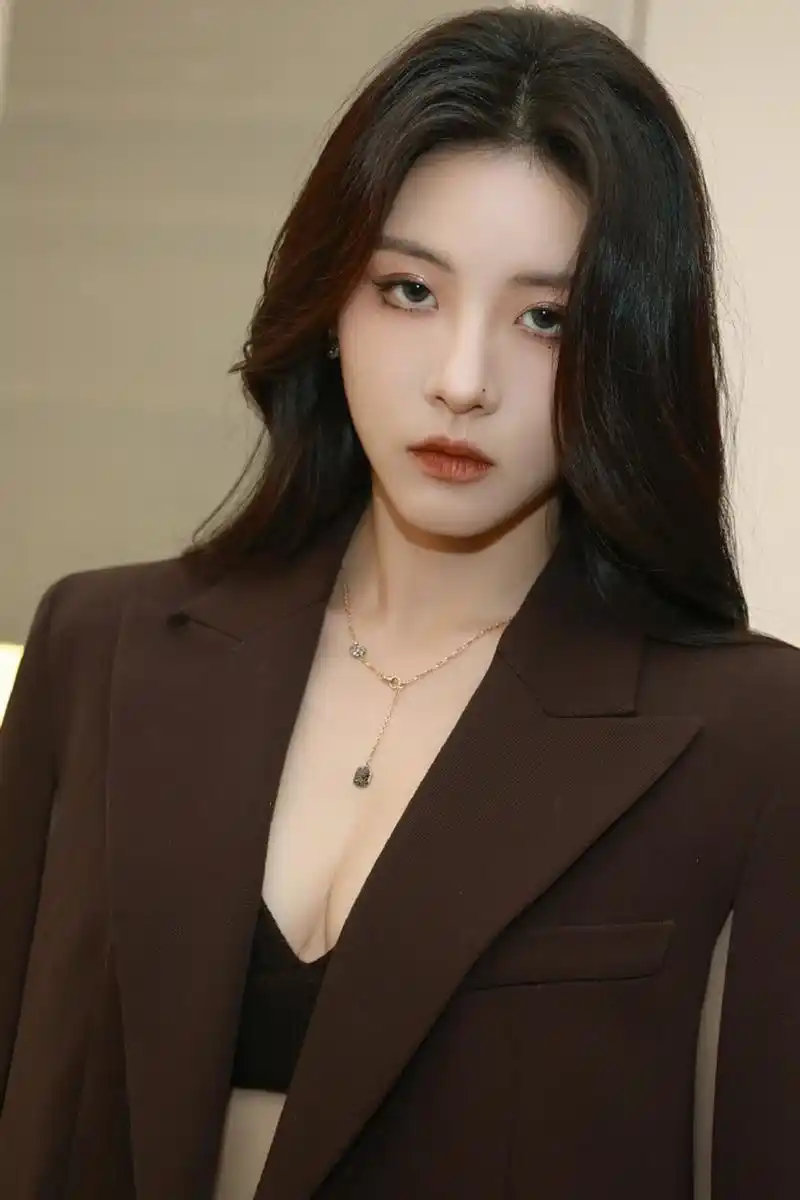 孙芮这组照片,真的很顶!