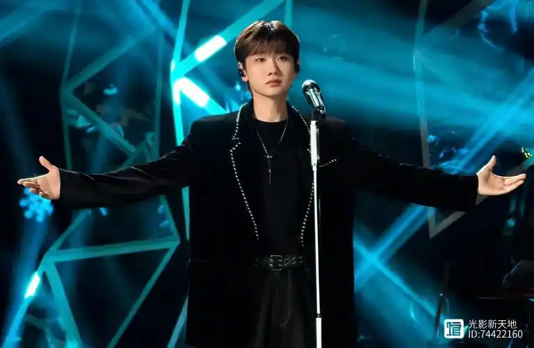 汪苏泷《歌手》现场私录版流出,破音跑调严重翻车,改热搜词挽尊