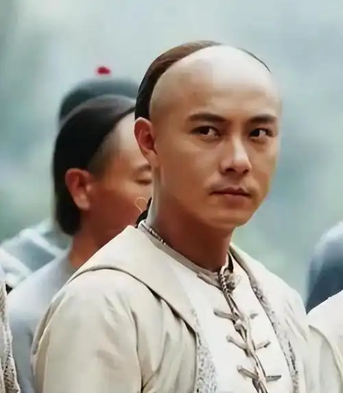 过气艺人的残酷真相在58岁的张卫健身上体现得淋漓尽致