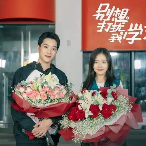 李兰迪赖冠霖新路透