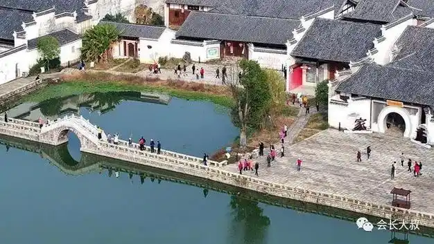 宜丰天宝千年古村迎客来