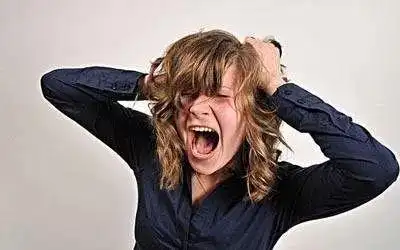 心烦意乱脾气暴躁这也许不是你的错可能是它出了问题要赶紧就医