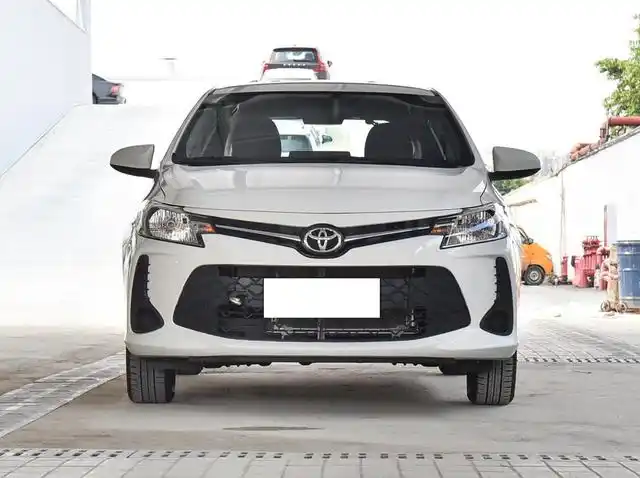 在其中日系车凭借省油会更受到人们青睐,就比如说丰田威驰fs,厂商指导