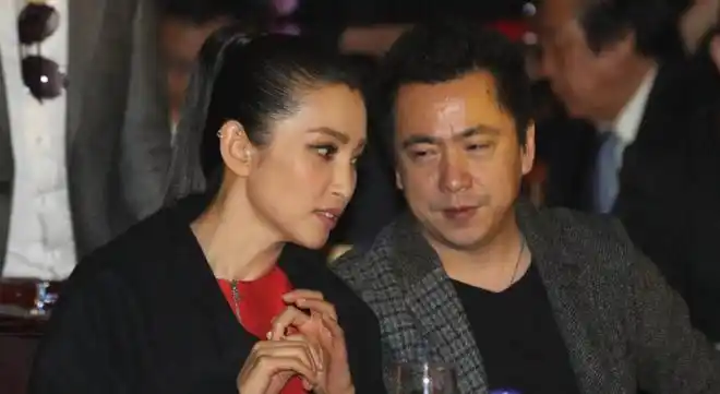 怪不得49岁李冰冰还没结婚,看完她的经历,就全明白了|任泉|成龙