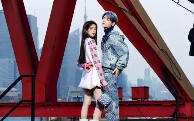 黄明昊老婆她只爱工作赚钱