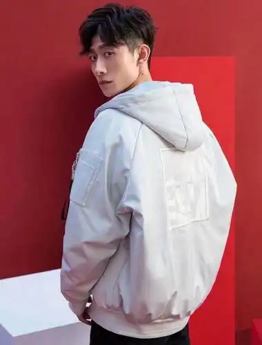 张一山这个痞帅痞帅的暖男