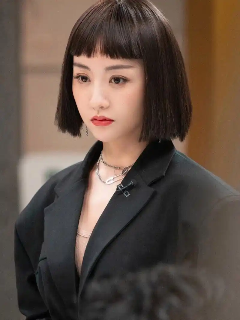 杨蓉主演的电视剧角色(高质量) 1.美人为馅  苏眠 2.