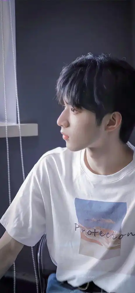 【壁纸】刘耀文#和你一同笑过的人,你可能把他忘掉;但是一同和你哭过