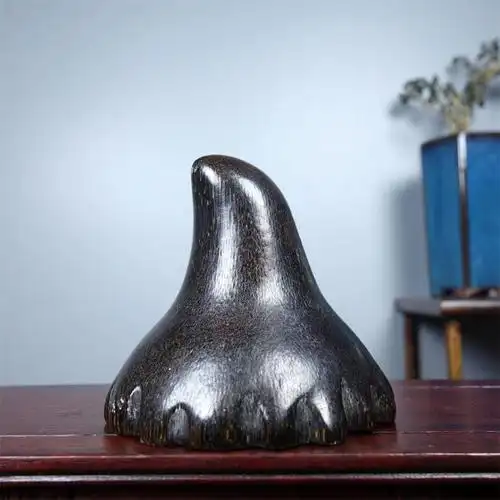 nb986 疑似旧藏仿犀牛角小角镇纸 - 司法拍卖 - 阿里资产