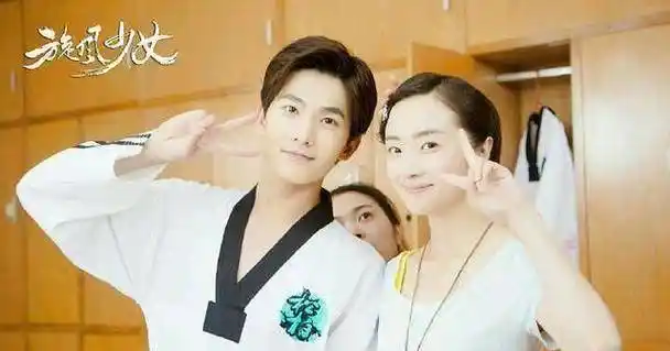 原创胡冰卿的恋情已得到证实虽然是姐弟恋但两人在一起真的很般配