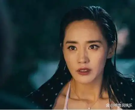 当年在沈腾的电影《夏洛特烦恼》里,王智扮演校花女神秋雅,凭借出众的