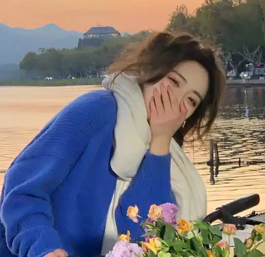 蓝色系列女头可爱女生头像25