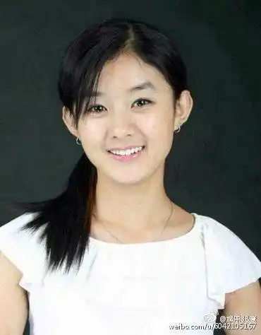 实拍10年前赵丽颖参加选秀视频,一开口我就沉默了[哈哈][哈哈]