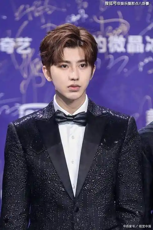 网友发现蔡徐坤行程和爆料对上了_事件_公众_女性