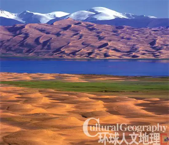 在阿尔金山自然保护区内,库木库里沙漠绝对可以称得上是阿尔金山的"